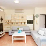 Seafront Longobardi Villa