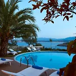 Βίλα Seafront Longobardi
