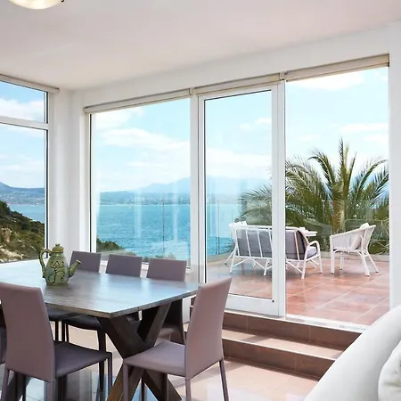 Seafront Longobardi Villa