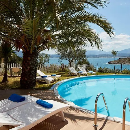 Villa Seafront Longobardi Chania (Crete)