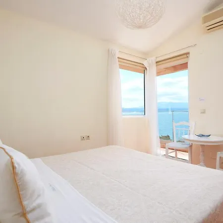 Seafront Longobardi Villa