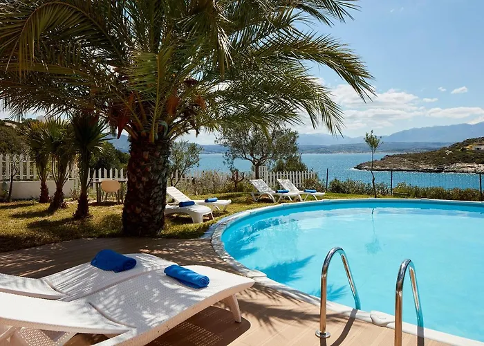 Villa Seafront Longobardi Chania (Crete)