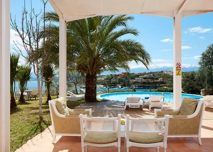 Seafront Longobardi * Chania (Crete)