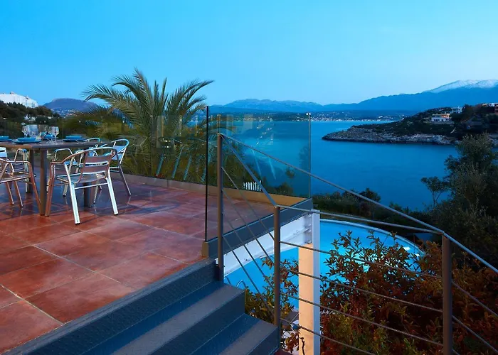 Seafront Longobardi Villa