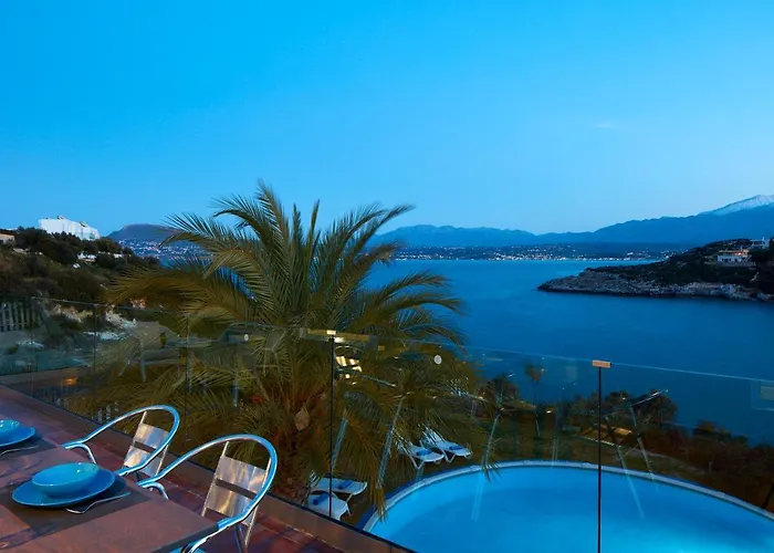 Seafront Longobardi Villa Chania (Crete)