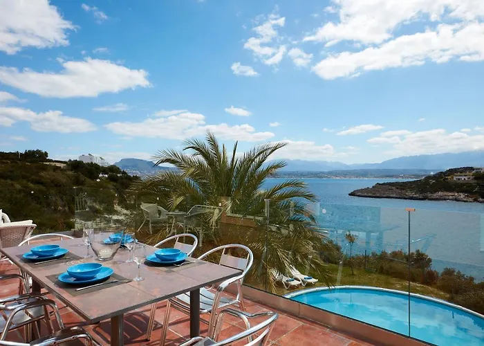 Villa Seafront Longobardi Chania (Crete)