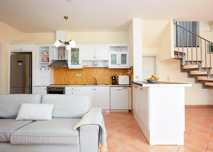 Seafront Longobardi *