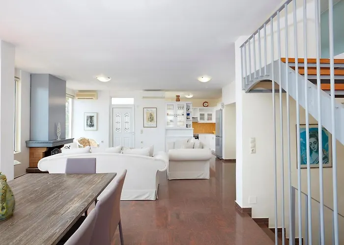 Seafront Longobardi * Chania (Crete)