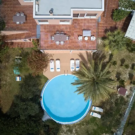 Seafront Longobardi 하니아