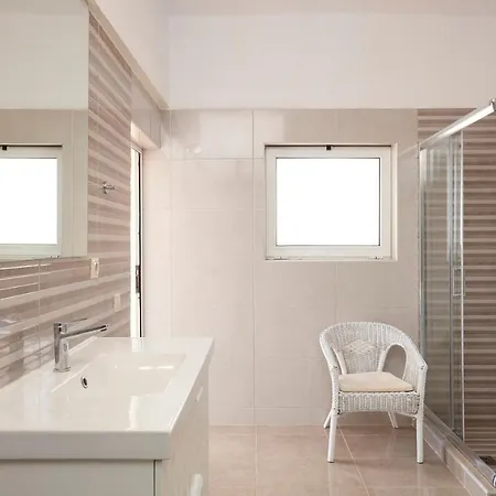 Villa Seafront Longobardi Chania (Crete)