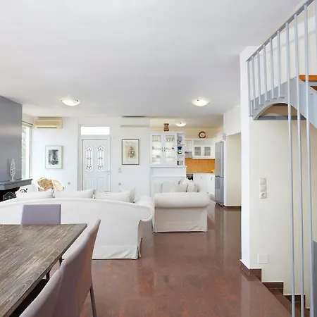 Seafront Longobardi * 하니아