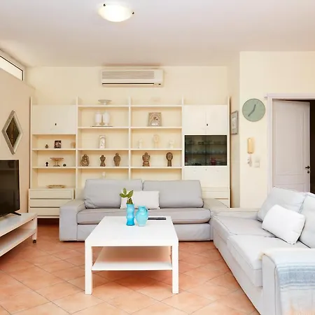 Seafront Longobardi Villa