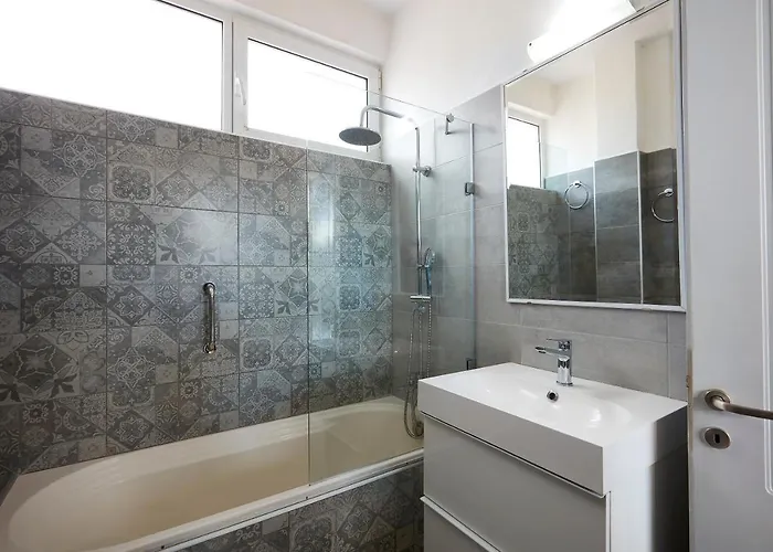 Seafront Longobardi * 하니아